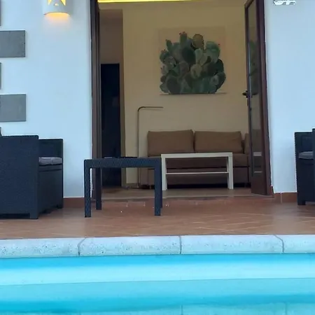 Manuel -lanzarote * Коста Бланка